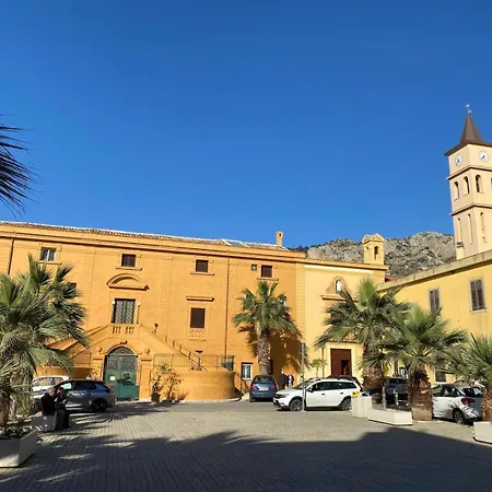 בית נופש Donna Marianna